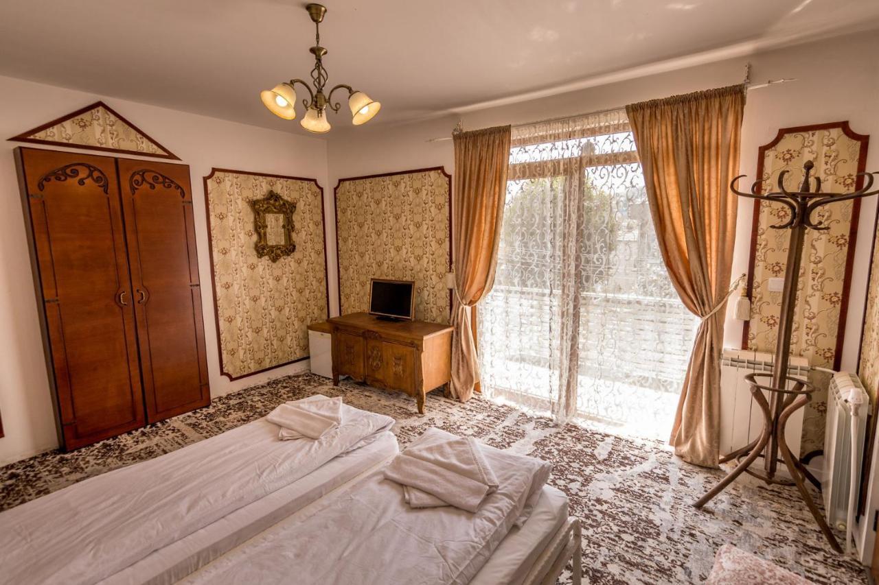 Hotel Tihiat Kut Complex Kjustendil Exteriér fotografie