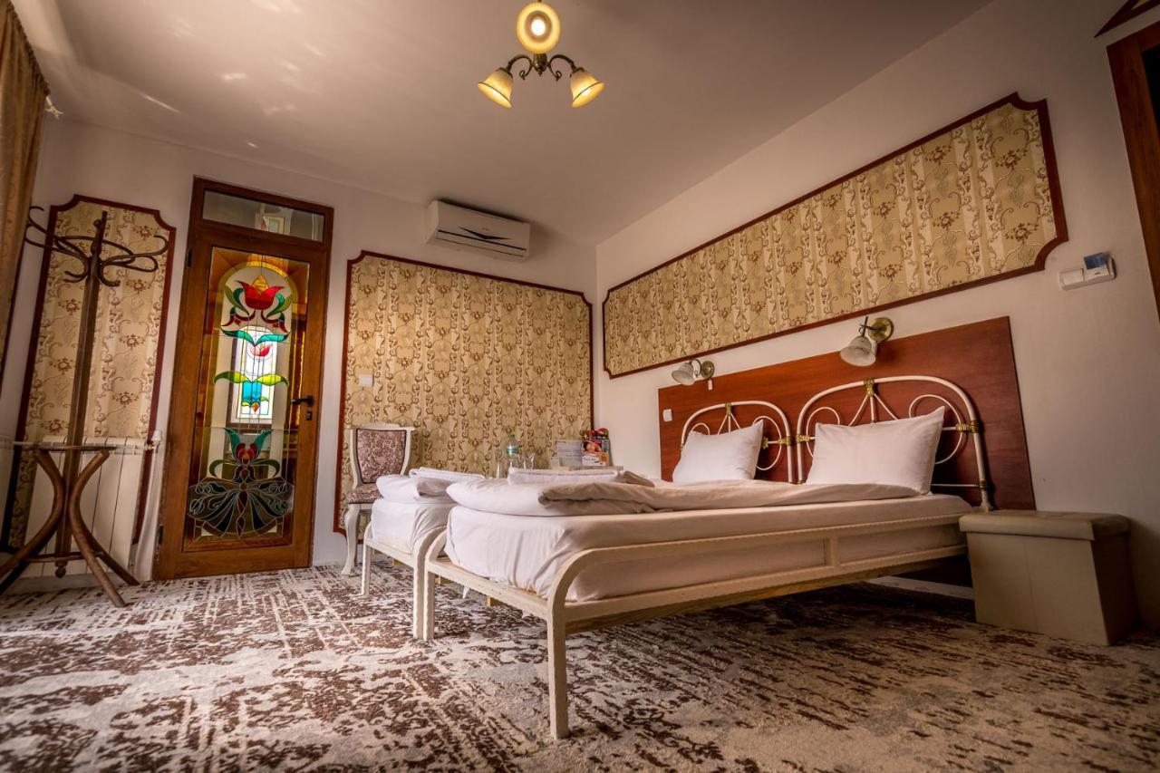 Hotel Tihiat Kut Complex Kjustendil Exteriér fotografie